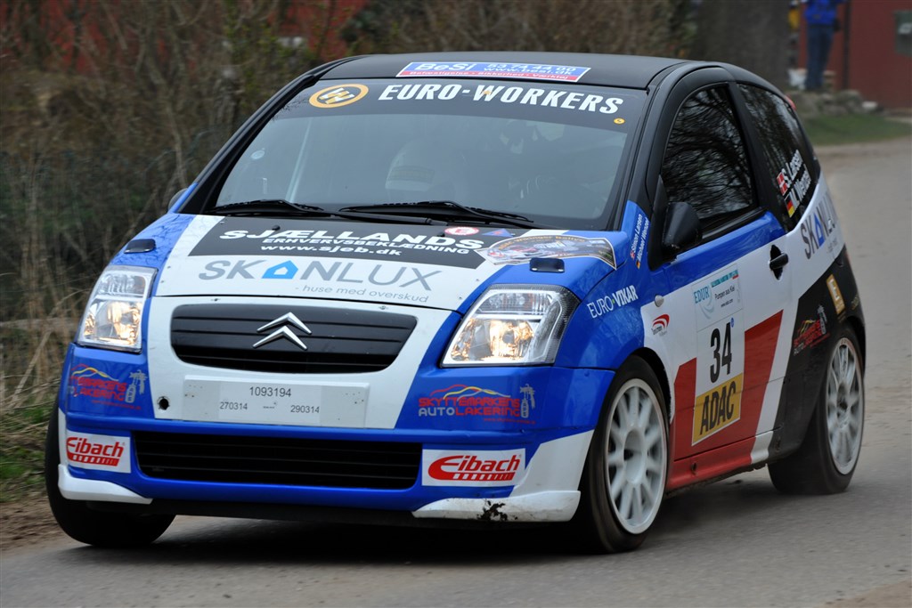 Simon Larsen var godt kørende, men måtte udgå af ADAC Wikinger Rallye, da et forhjul ville egne veje